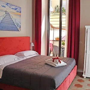 bb-romeo-luxury-rooms.taorminaitalyhotels.com/