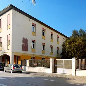 Centro Della Famiglia Inn