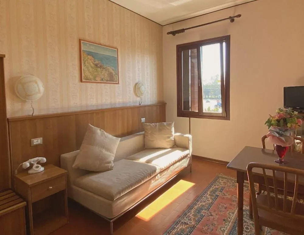 *** Hotel Locanda Da Renzo Treviso Italy